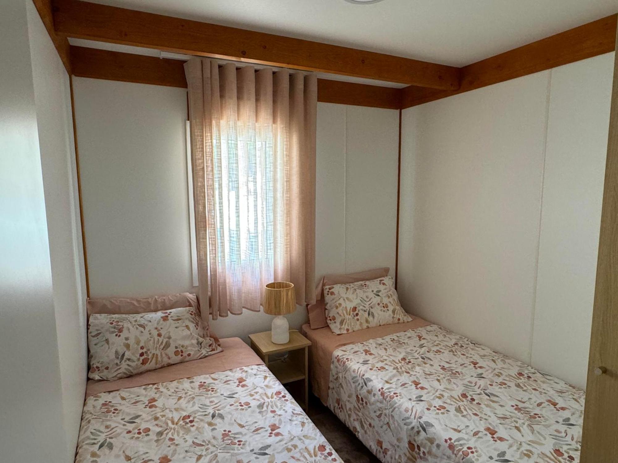 Acolhedora Casa De Ferias T2 Com Espaco Exterior إسموريز المظهر الخارجي الصورة